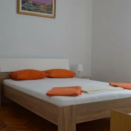 Paulina Apartment