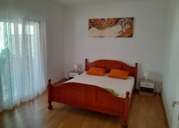 Paulina Apartamento Bibinje